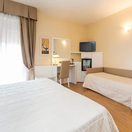 Hotel University 3* Bolonia