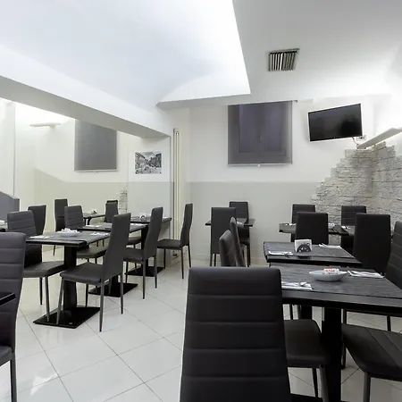 Hotel Hotel University