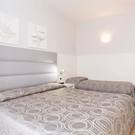 Hotel University Otel