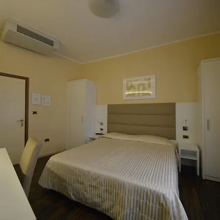 Hotel University Bolonya